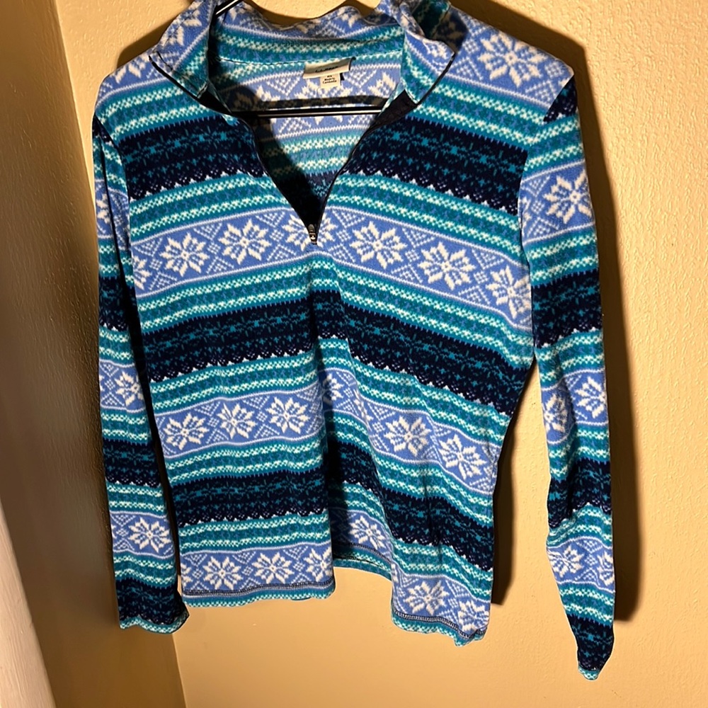 LL Bean Women’s Quarter Zip Light Fleece Color Blue Snowflake’s Color Small